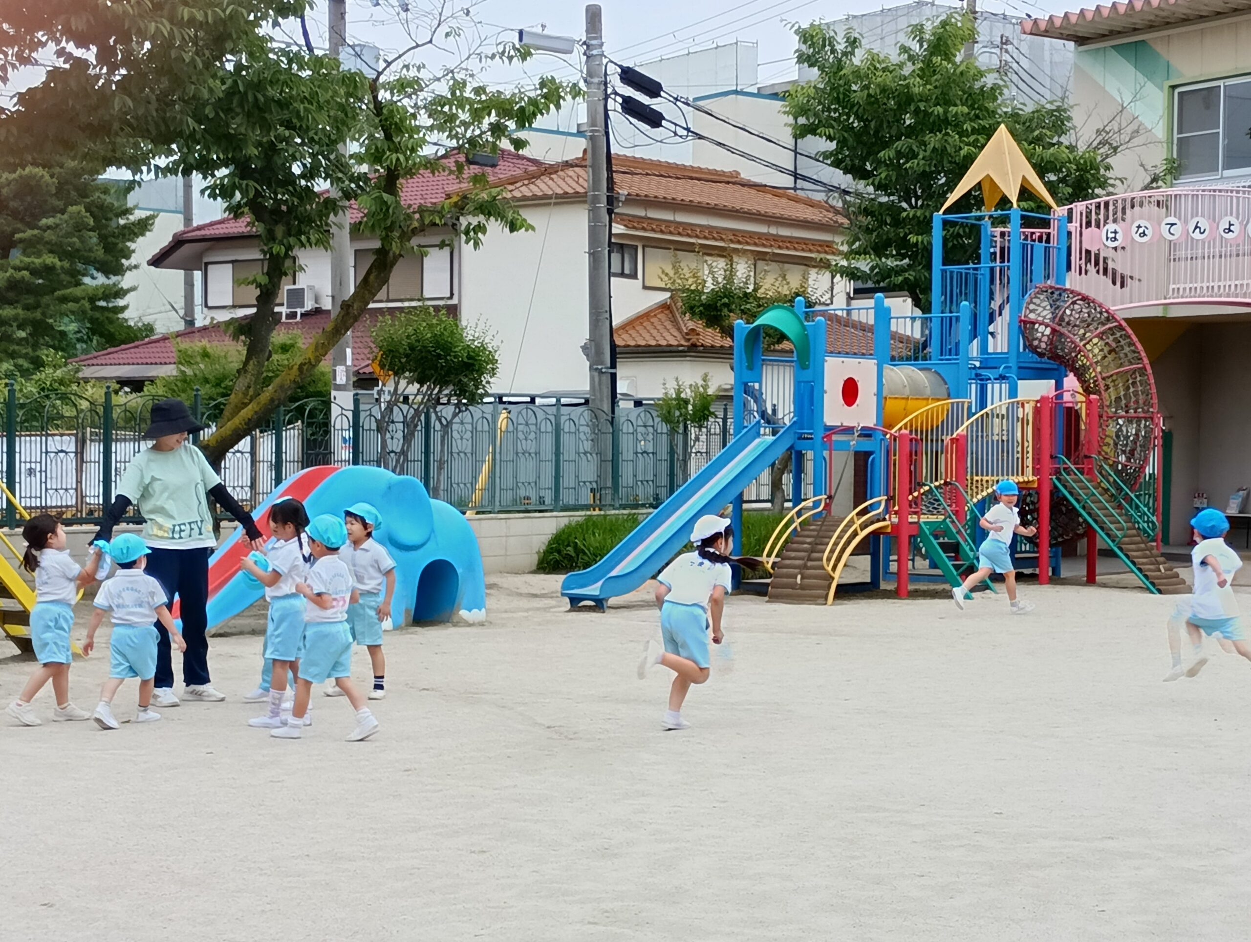 園庭遊び